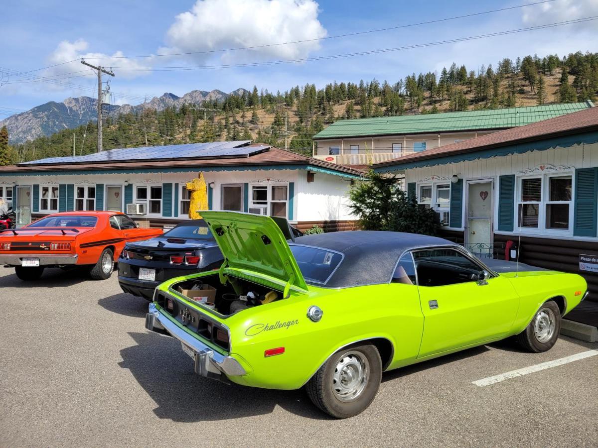 Lido Motel Radium Hot Springs Eksteriør billede
